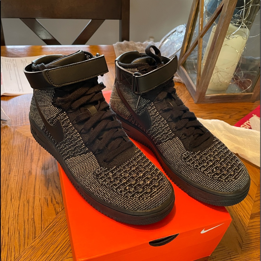 Nike Air Force 1